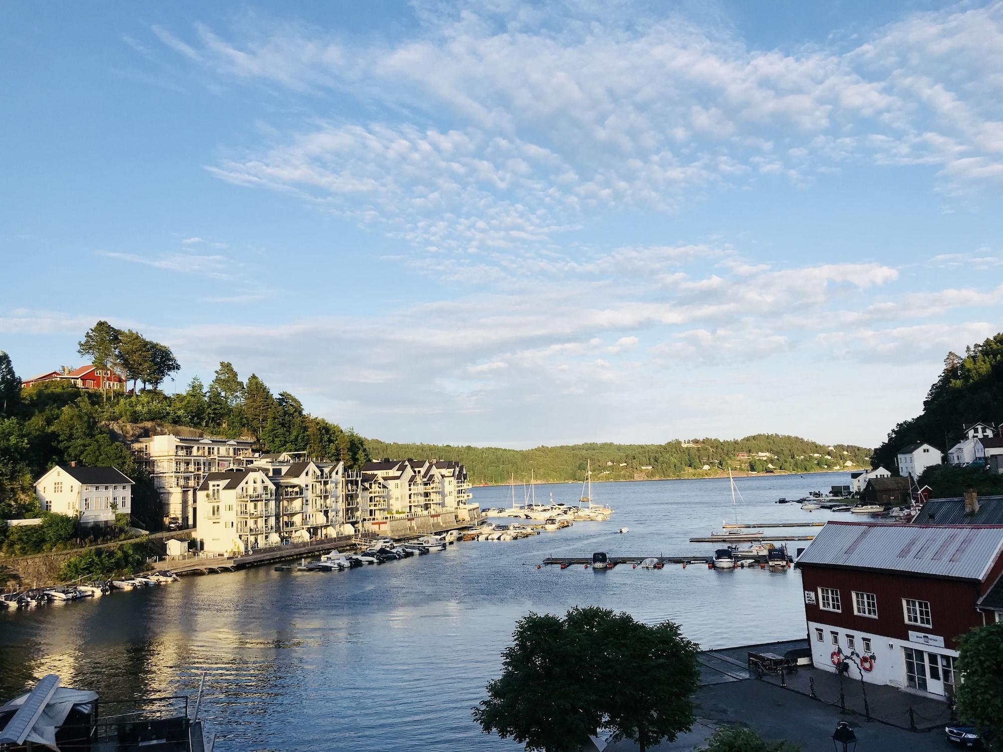 Tvedestrand Fjordhotell - Unike Hoteller Bagian luar foto