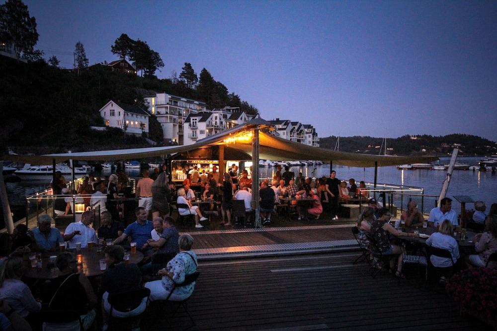Tvedestrand Fjordhotell - Unike Hoteller Bagian luar foto