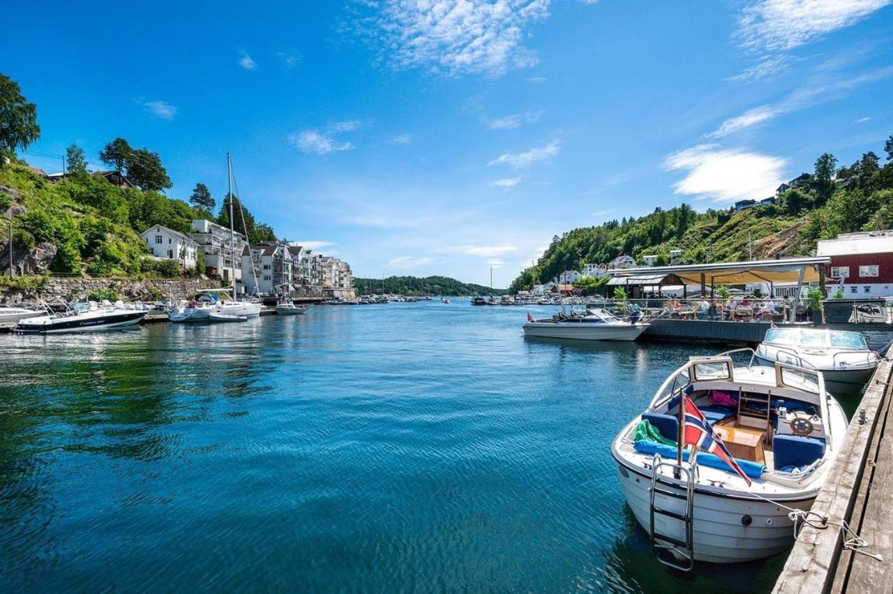 Tvedestrand Fjordhotell - Unike Hoteller Bagian luar foto
